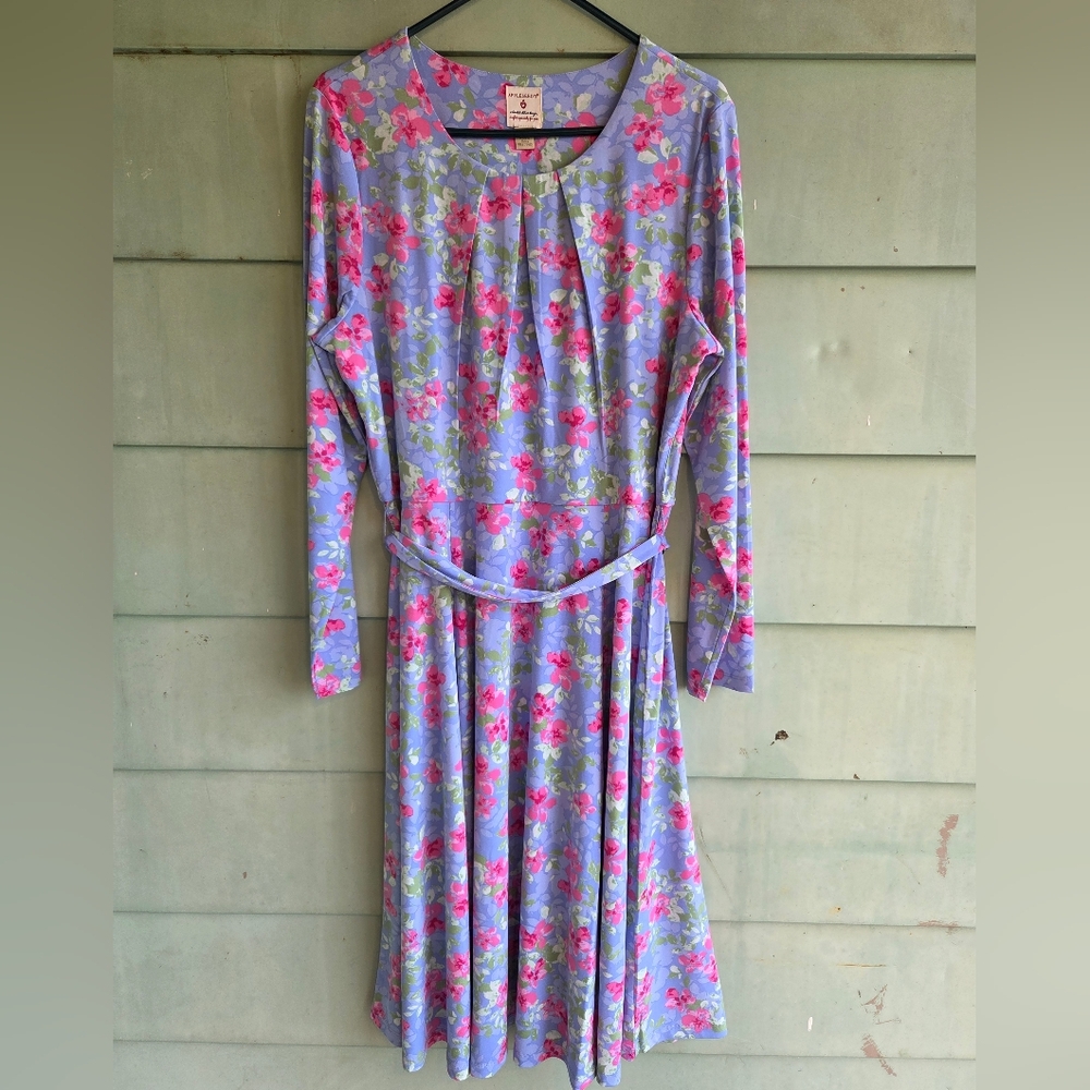 Appleseed's Spring Dress